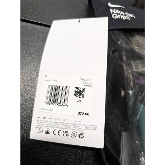 Nike GK Grip 3 Goalkeeper Soccer Gloves FB2998-010 Size 8 New! - Picture 2 of 7